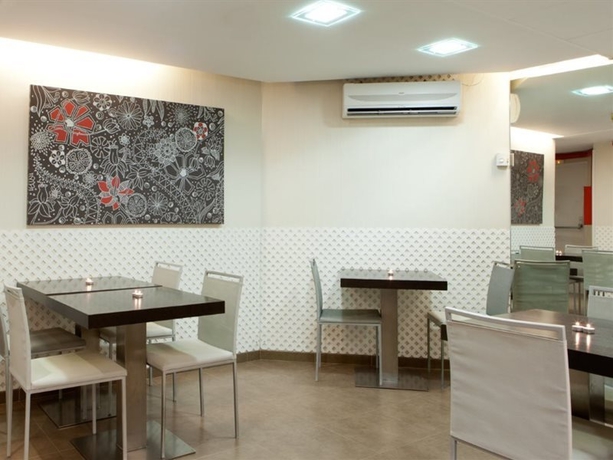 Imagen general del Hotel Medicis. Foto 8