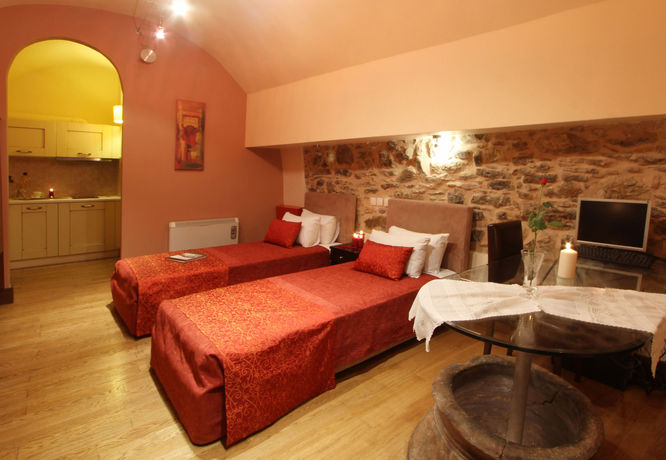 Imagen de la habitación del Hotel Medieval Castle. Foto 9