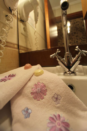 Imagen del bar/restaurante del Hotel Medieval Castle. Foto 7