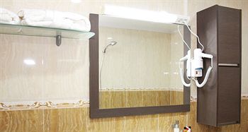 Imagen de la habitación del Hotel Medina, Bumerd&eacute;s . Foto 7