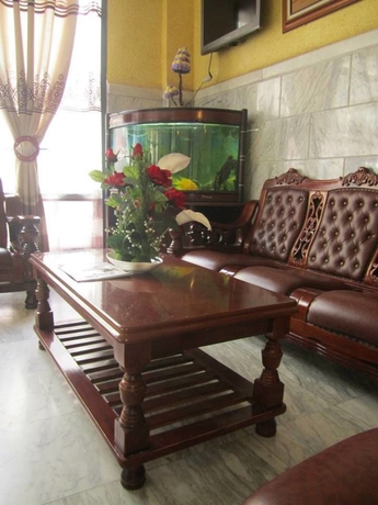 Imagen de los interiores del Hotel Medina, Or&aacute;n. Foto 12