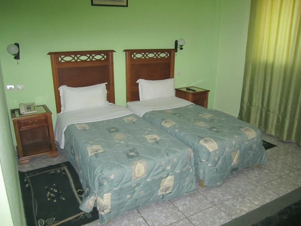 Imagen de la habitación del Hotel Medina, Or&aacute;n. Foto 9