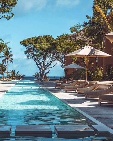 Imagen de la piscina del Hotel Medina Palms. Foto 19