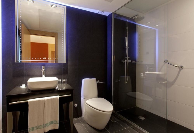 Imagen de la habitación del Hotel Medinaceli. Foto 4