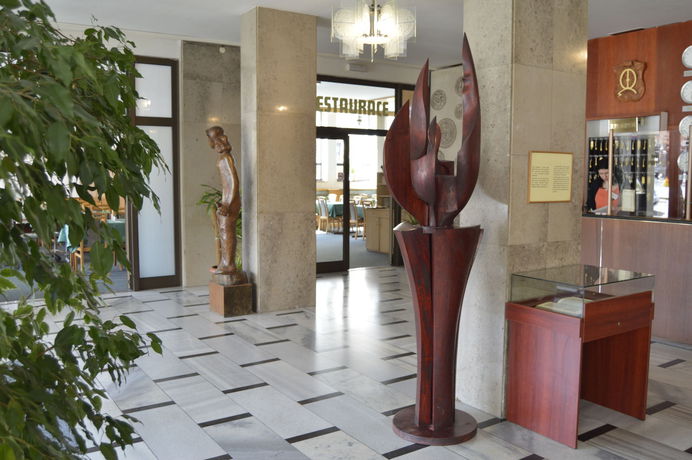 Imagen del bar/restaurante del Hotel Medinek Old Town. Foto 5
