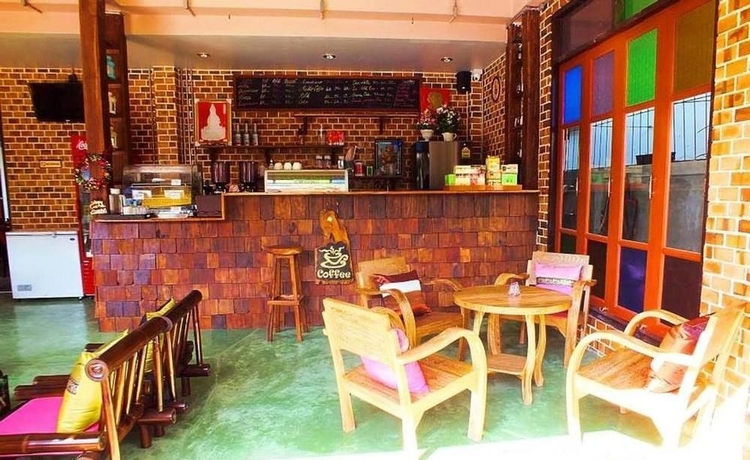 Imagen de los interiores del Hotel Medio De Pai. Foto 14