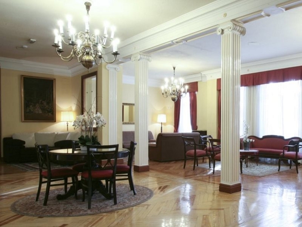 Imagen general del Hotel Mediodia. Foto 5