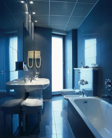 Imagen de la habitación del Hotel Mediolanum. Foto 5