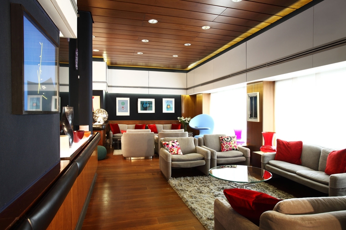 Imagen de los interiores del Hotel Mediolanum. Foto 13