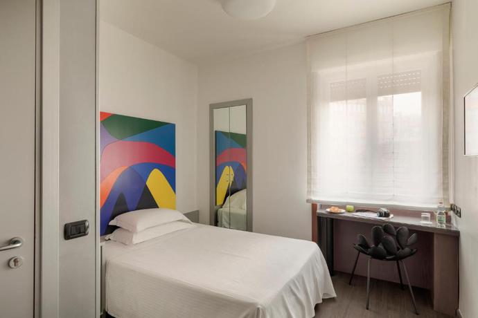 Imagen de la habitación del Hotel Mediolanum. Foto 6