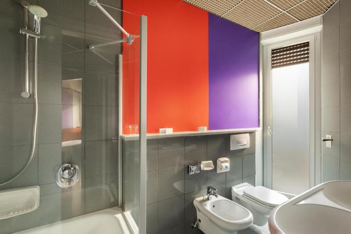 Imagen de la habitación del Hotel Mediolanum. Foto 11
