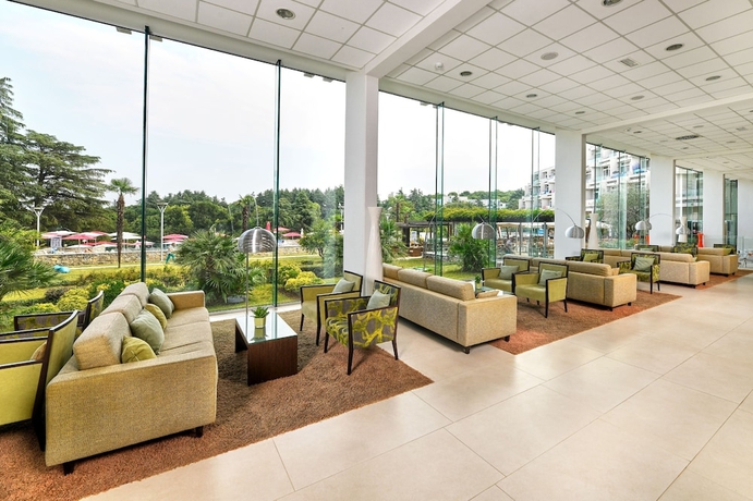 Imagen de los interiores del Hotel Mediteran Plava Laguna. Foto 19