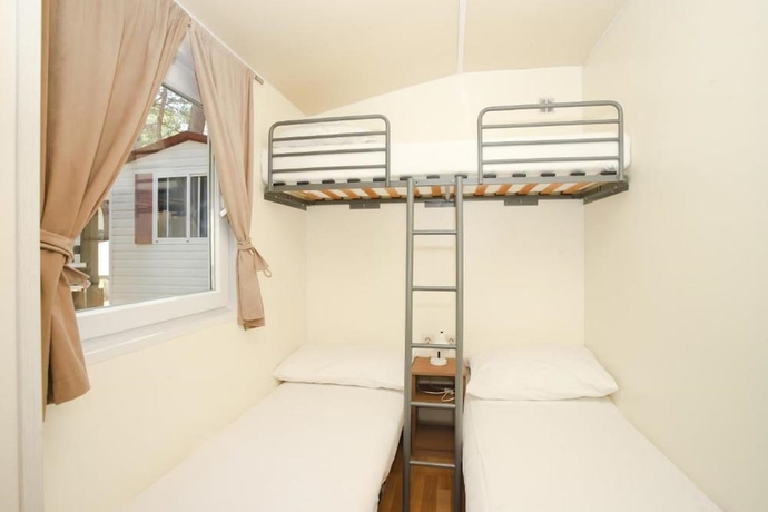 Imagen de la habitación del Hotel Mediteran Travel Mobile Homes Basko Polje. Foto 5