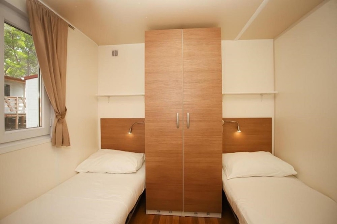 Imagen de la habitación del Hotel Mediteran Travel Mobile Homes Basko Polje. Foto 7
