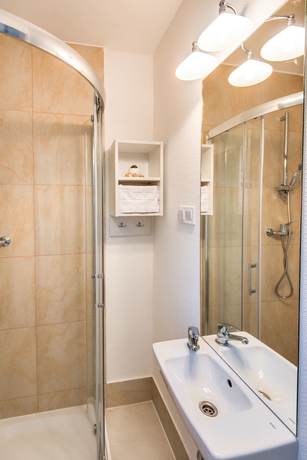 Imagen de la habitación del Hotel Mediteran Travel Mobile Homes Belvedere, Seget Vranjica. Foto 14