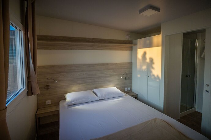 Imagen general del Hotel Mediteran kamp Mobile Homes in Camping Klenovica. Foto 6