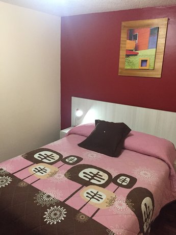 Imagen de la habitación del Hotel Mediterr&aacute;neo Quito. Foto 5