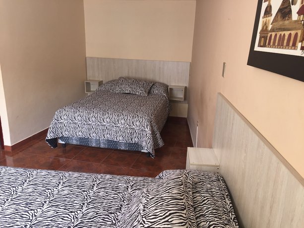 Imagen de la habitación del Hotel Mediterr&aacute;neo Quito. Foto 6