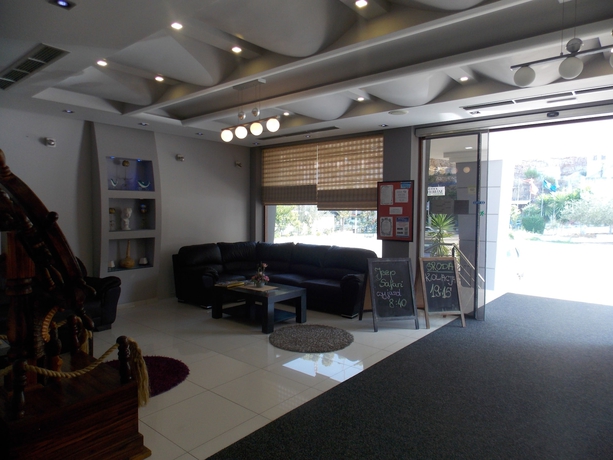 Imagen de los interiores del Hotel Mediterrane. Foto 5