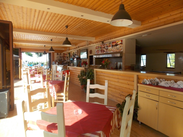 Imagen de los interiores del Hotel Mediterrane. Foto 12