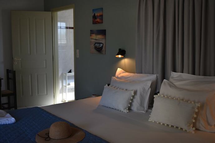Imagen de la habitación del Hotel Mediterranea Apartments. Foto 17