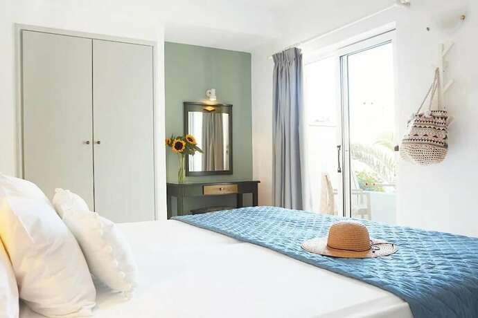 Imagen de la habitación del Hotel Mediterranea Apartments. Foto 18