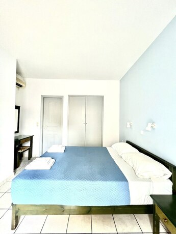 Imagen de la habitación del Hotel Mediterranea Apartments. Foto 20