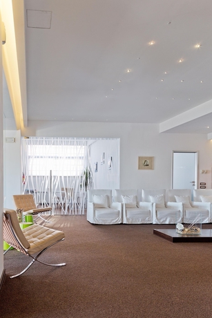 Imagen de los interiores del Hotel Mediterranea and Convention Center. Foto 17