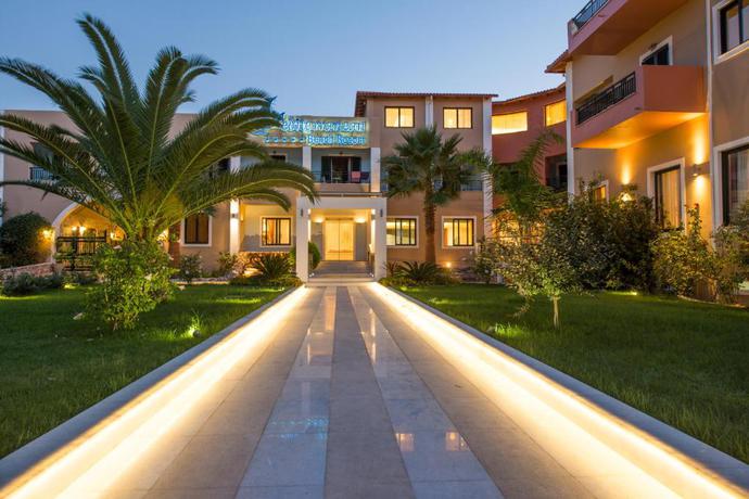 Imagen general del Hotel Mediterranean Beach Resort. Foto 15