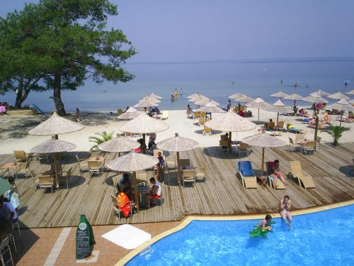 Imagen general del Hotel Mediterranean Beach, Skala Rachoniou. Foto 2