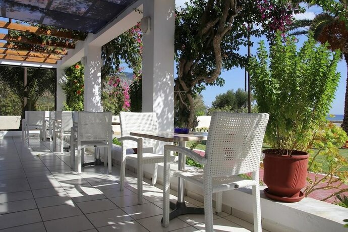 Imagen general del Hotel Mediterranean, K&aacute;rpatos. Foto 5