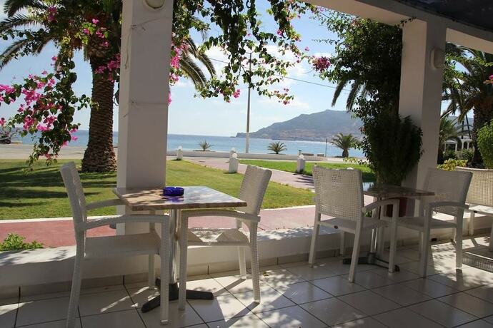 Imagen general del Hotel Mediterranean, K&aacute;rpatos. Foto 6