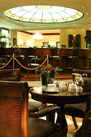 Imagen del bar/restaurante del Hotel Mediterranean Palace, Tesalonica. Foto 6