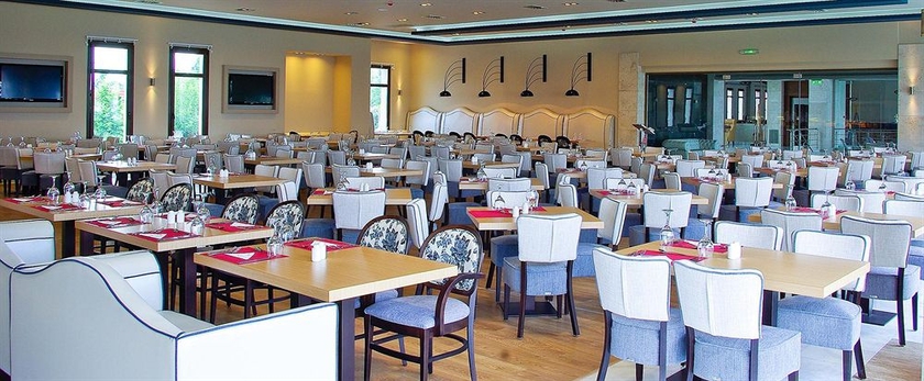 Imagen del bar/restaurante del Hotel Mediterranean Village and Spa. Foto 3