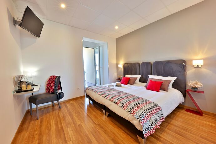 Imagen general del Hotel Mediterranee, Calvi. Foto 1