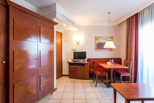 Imagen de la habitación del Hotel Mediterranee Family and Spa. Foto 3
