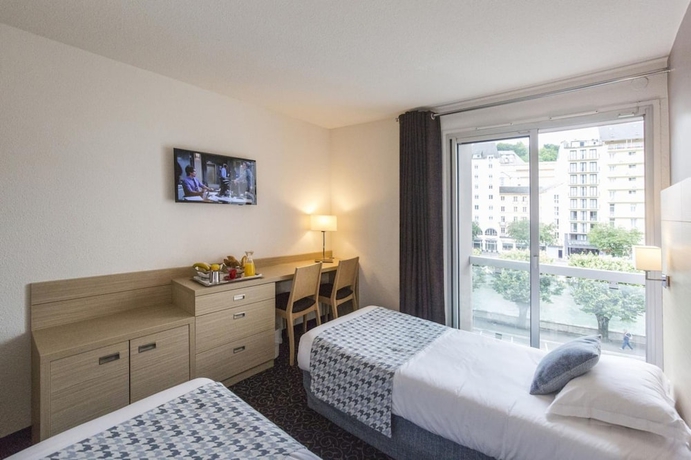 Imagen de la habitación del Hotel Mediterranee, Lourdes. Foto 7