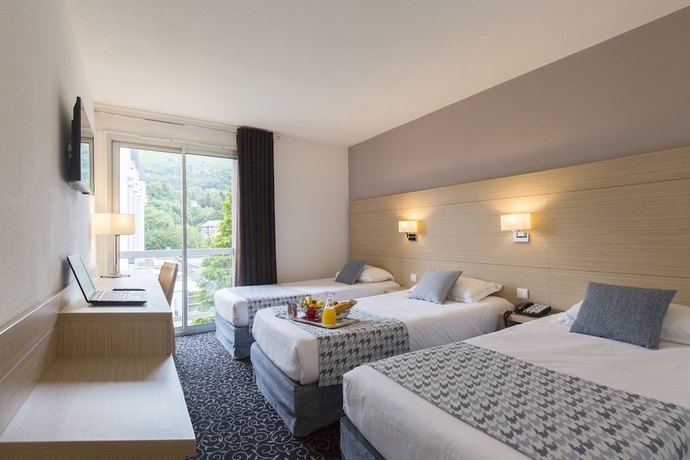 Imagen de la habitación del Hotel Mediterranee, Lourdes. Foto 9