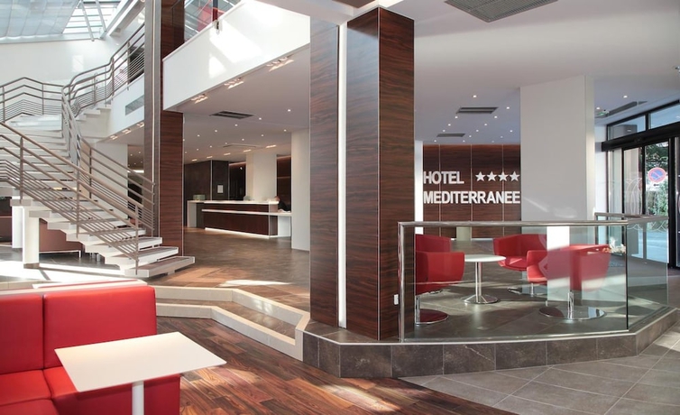 Imagen de los interiores del Hotel Mediterranee, Lourdes. Foto 13