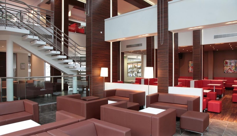 Imagen de los interiores del Hotel Mediterranee, Lourdes. Foto 17