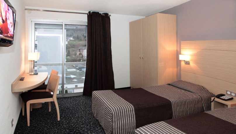 Imagen de la habitación del Hotel Mediterranee, Lourdes. Foto 12