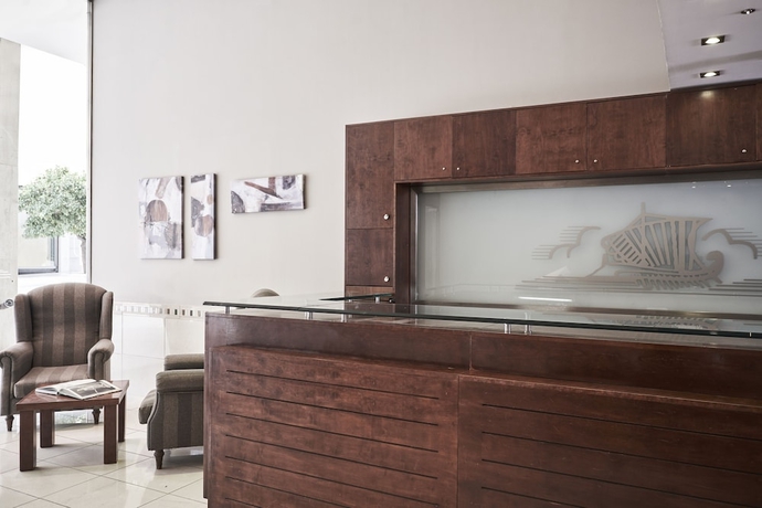 Imagen de los interiores del Hotel Mediterranee, Patras. Foto 14