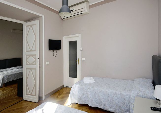 Imagen de la habitación del Hotel Mediterranee, Pegli. Foto 11