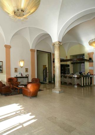 Imagen del bar/restaurante del Hotel Mediterranee, Pegli. Foto 4