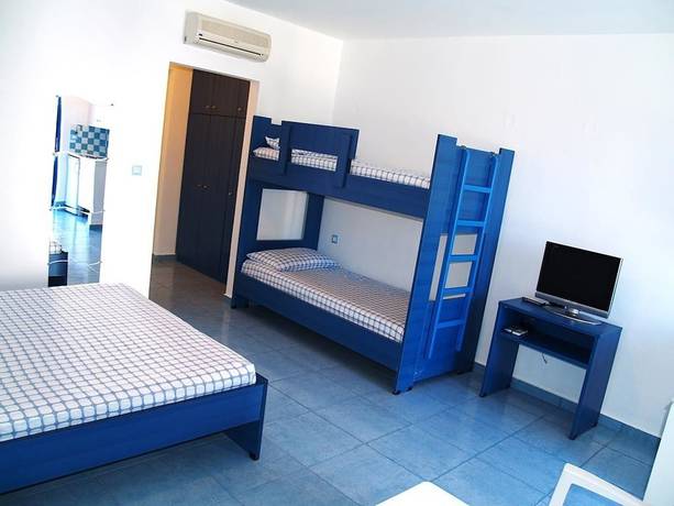 Imagen de la habitación del Hotel Mediterraneo, Archangelos. Foto 11
