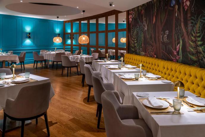 Imagen de los interiores del Hotel Mediterraneo Bay Hotel & Resort. Foto 14