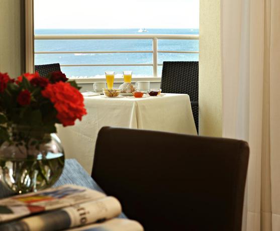 Imagen de la habitación del Hotel Mediterraneo, Cattolica. Foto 15