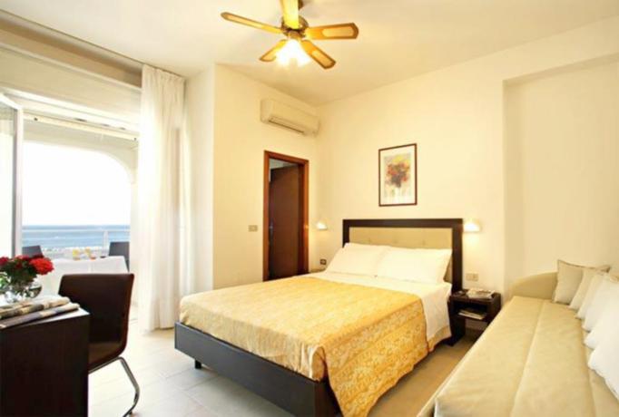 Imagen de la habitación del Hotel Mediterraneo, Cattolica. Foto 16