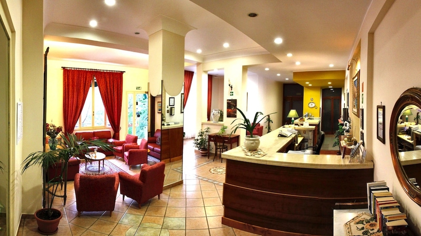 Imagen de los interiores del Hotel Mediterraneo, Cefalu. Foto 16