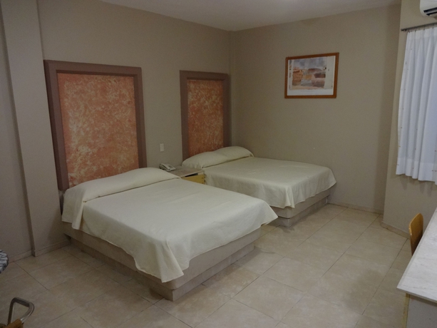 Imagen de la habitación del Hotel Mediterraneo, Ciudad Madero. Foto 7